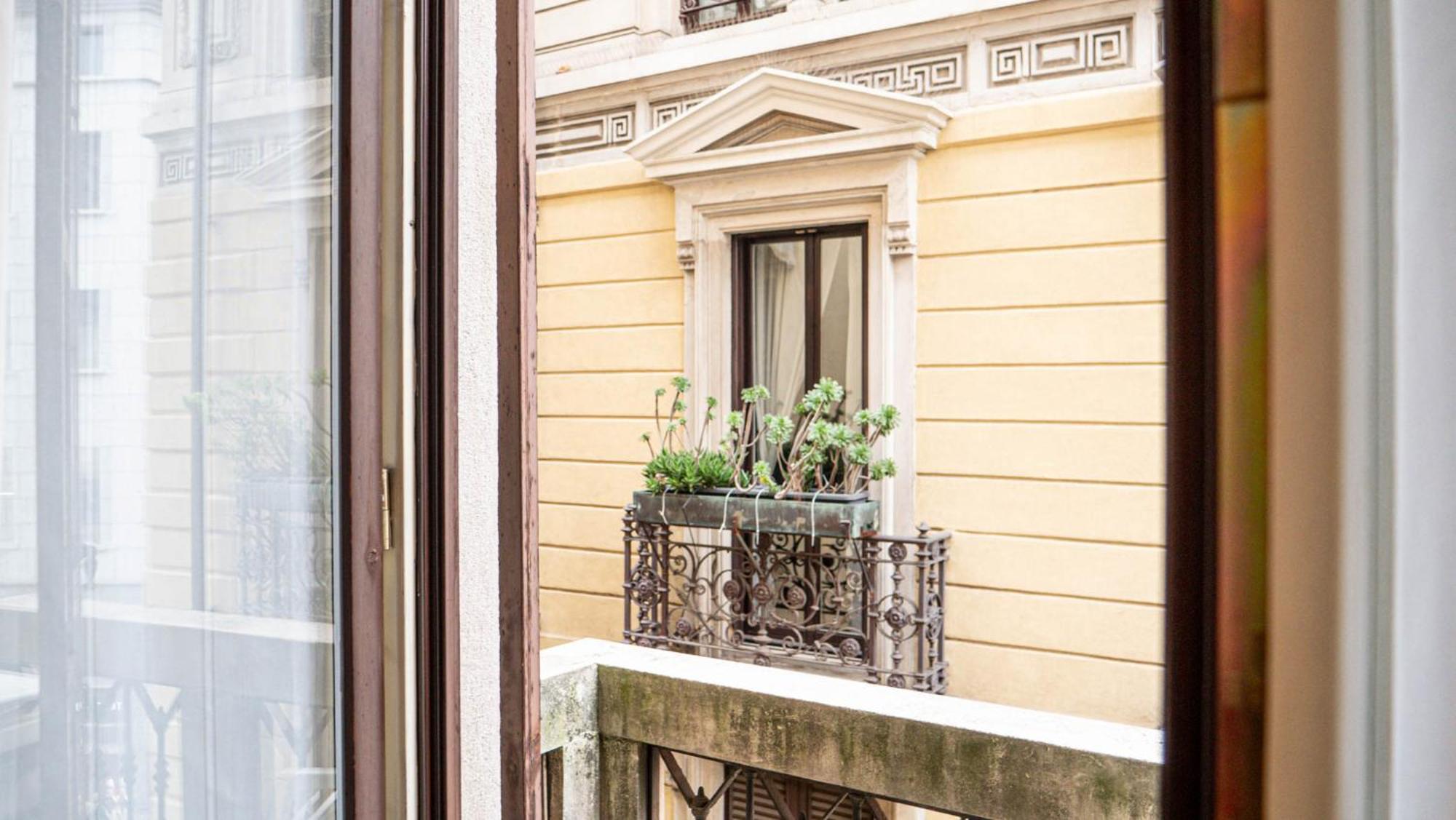 Appartamento Superhouse Piazza Duomo Area Milan Exterior photo