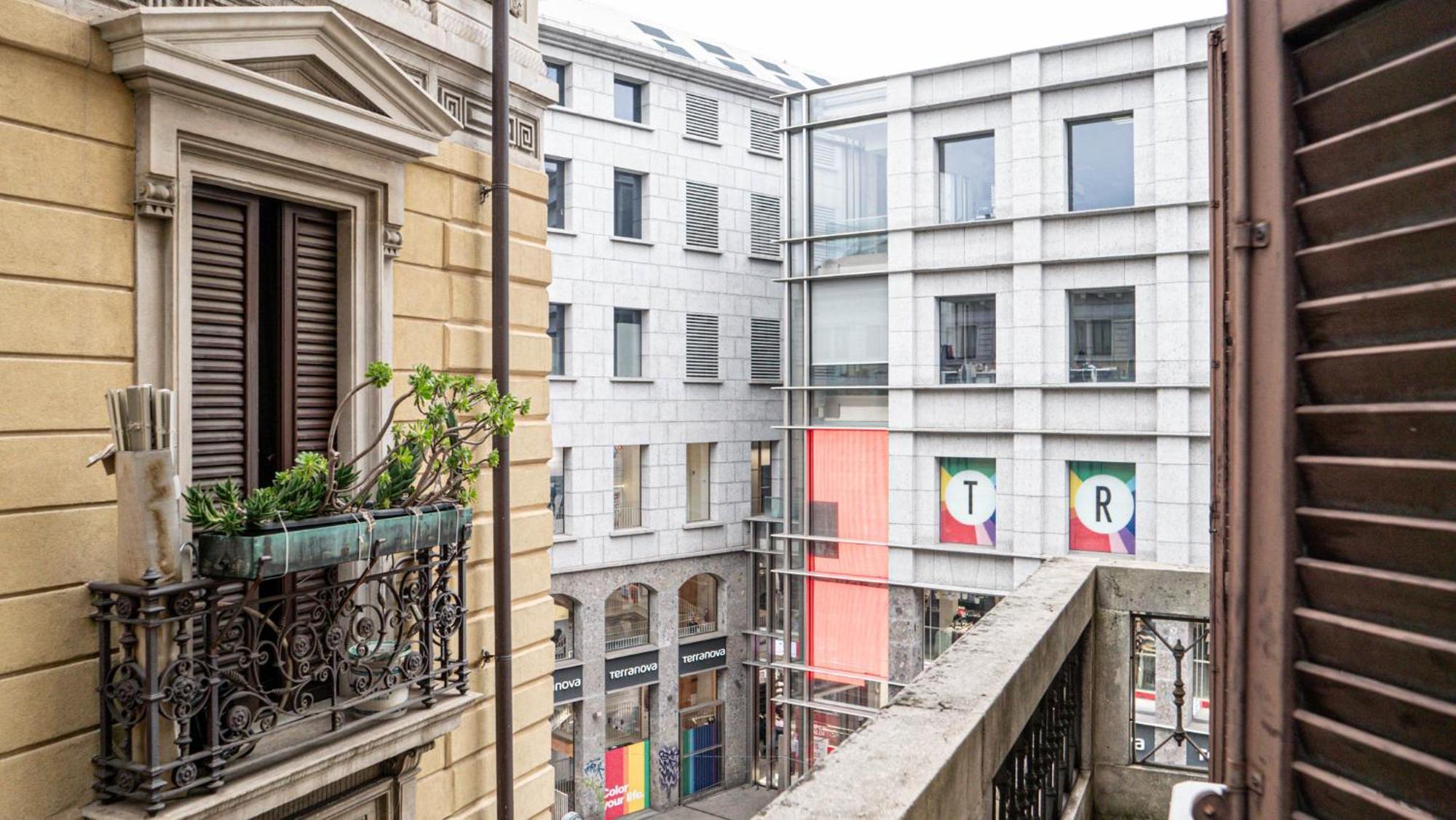 Appartamento Superhouse Piazza Duomo Area Milan Exterior photo